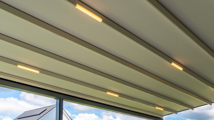 Deponti Verdeca Aluminium Pergola with Motorised Retractable Roof