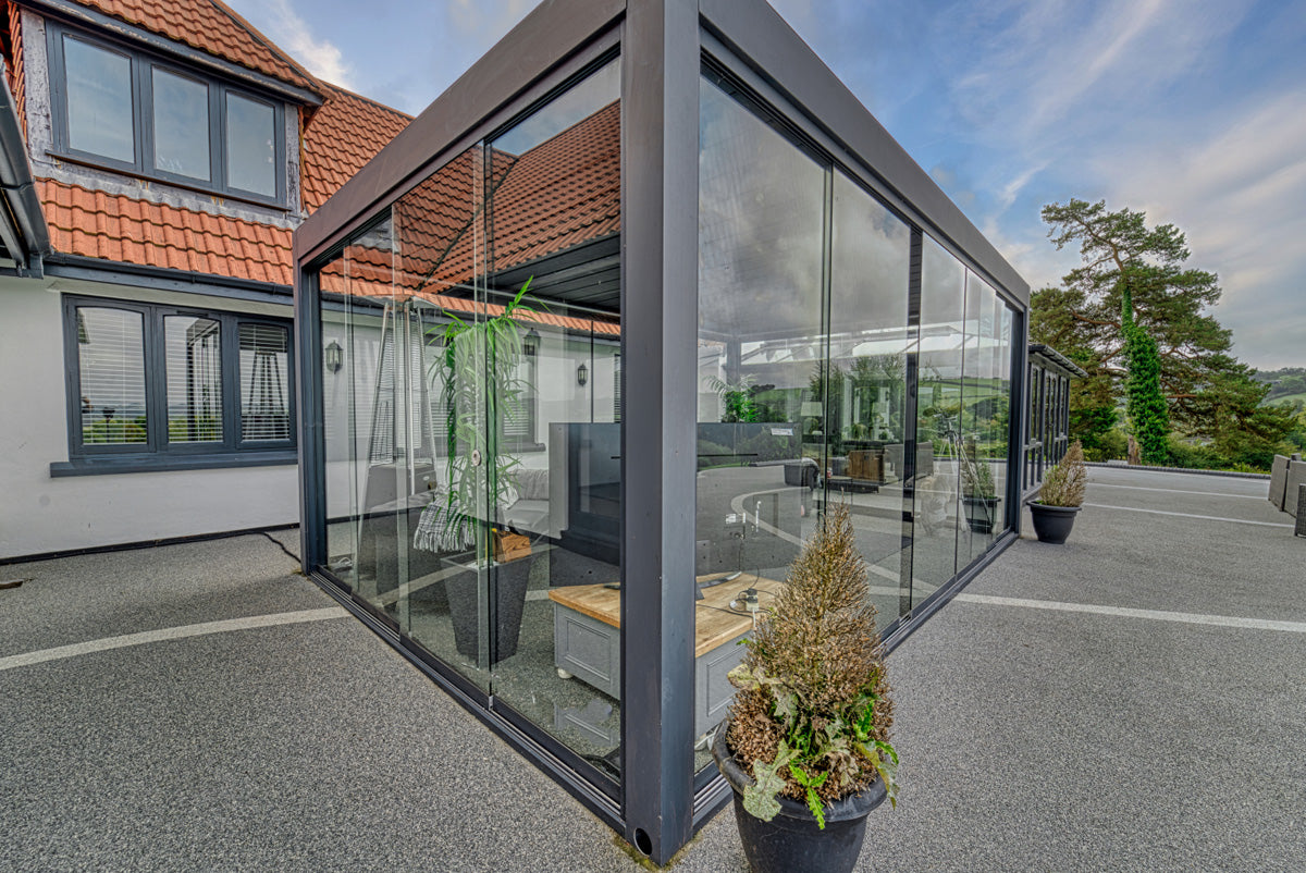 Deponti Pinela Deluxe – Aluminium Louvered Roof