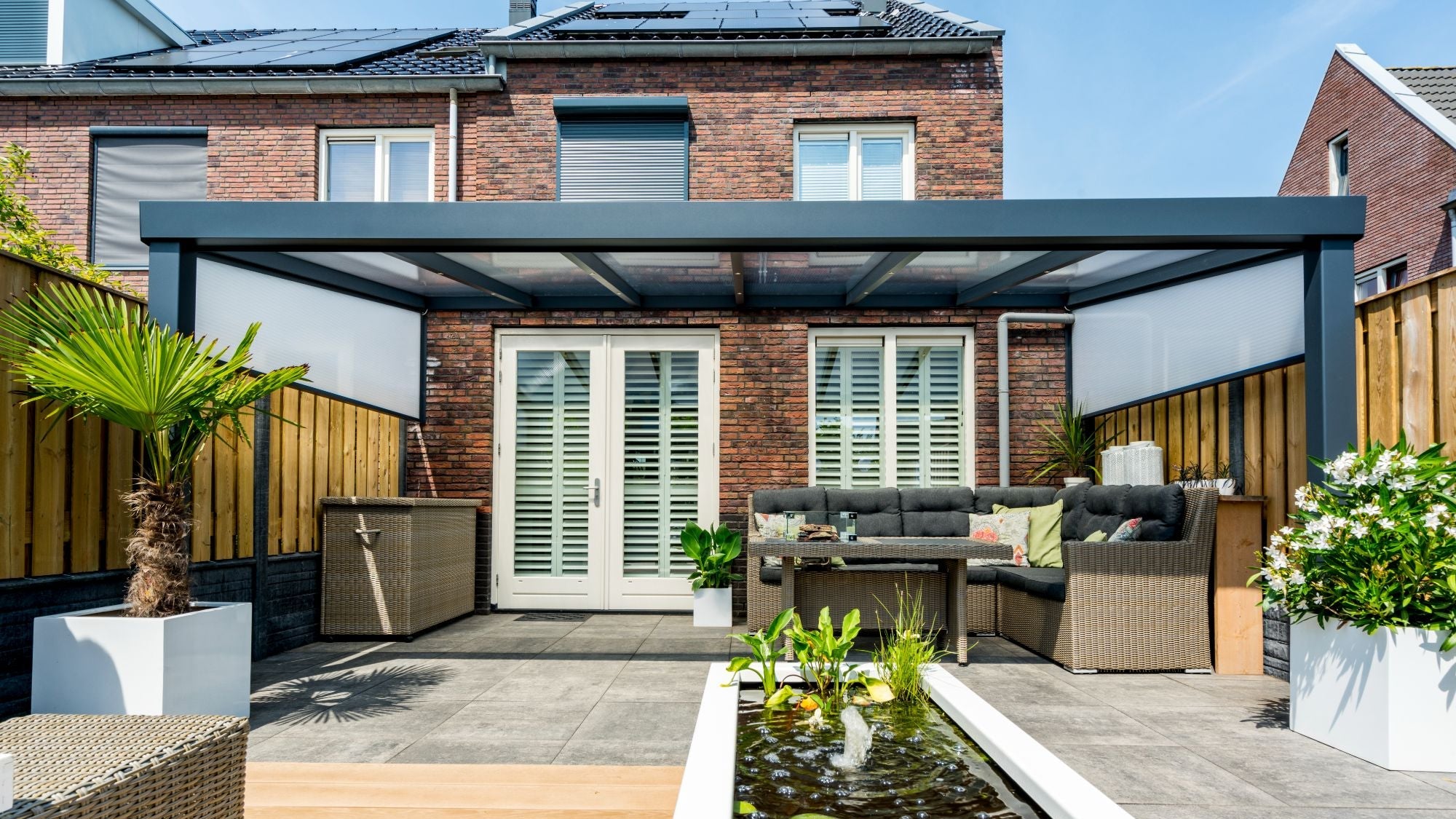 Deponti Giallo Plus – Spacious Glass Roof Aluminium Veranda with Wide Span Design