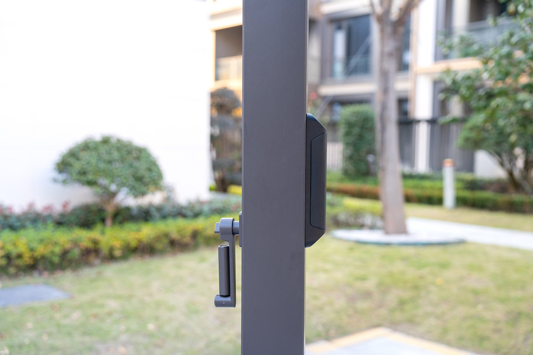 Hartman Como Aluminium Pergola (3x3 m & 4x3 m) – Adjustable Louvered Roof with Solar LED Lights