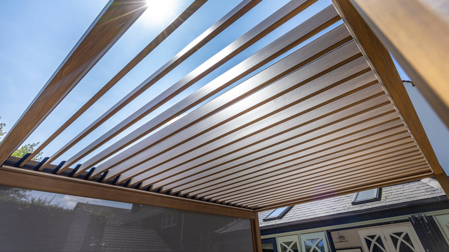 Hartman Como Aluminium Pergola (3x3 m & 4x3 m) – Adjustable Louvered Roof with Solar LED Lights