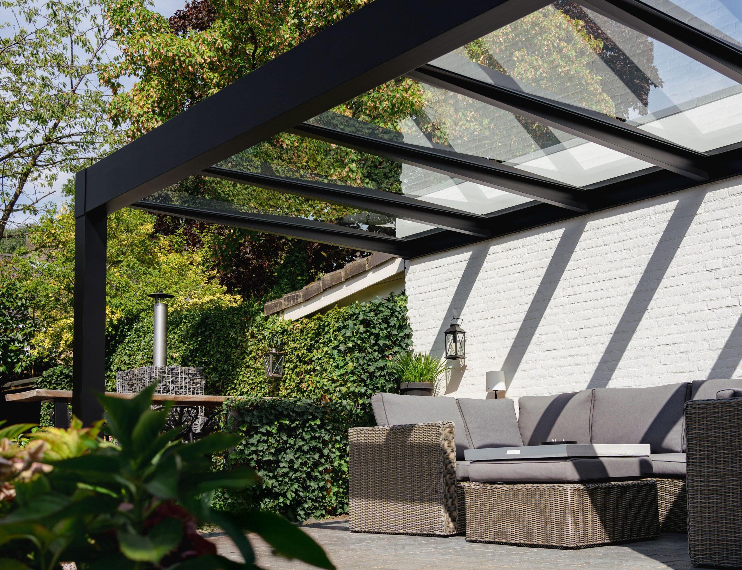 Deponti Trebbiano Glass Pergola — Seamless Luxury Between Home & Garden