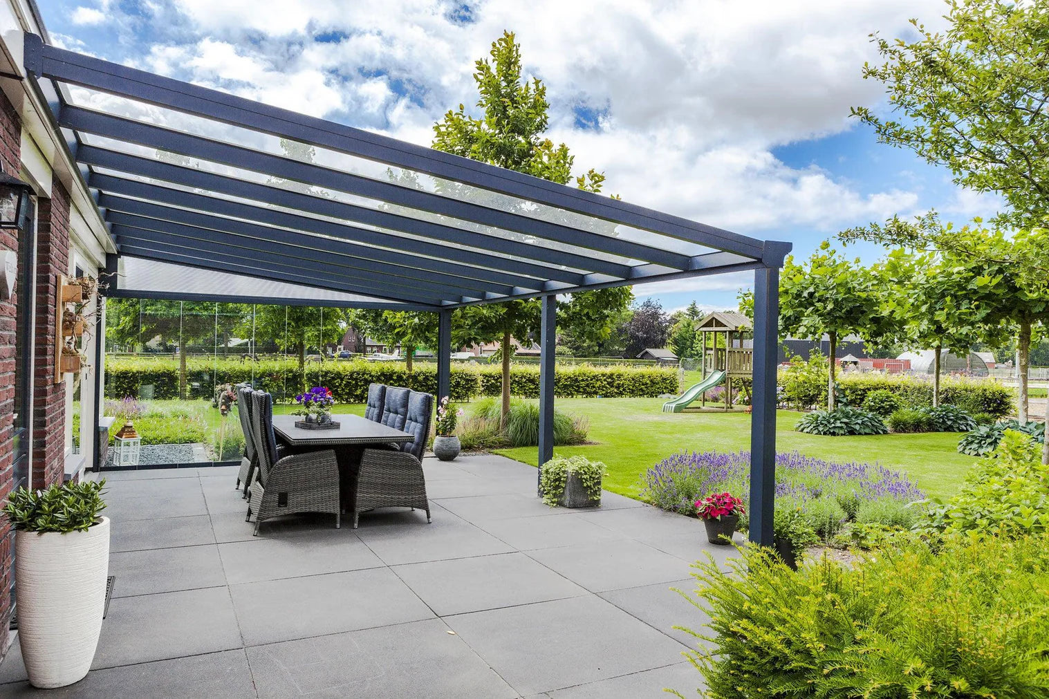 Deponti Pigato Plus – Wide-Span Glass Roof Veranda