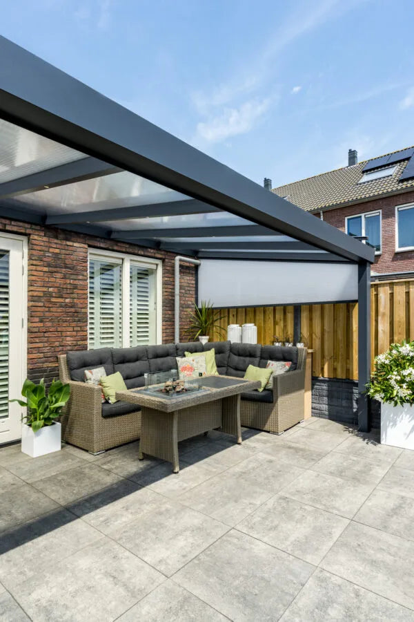 Deponti Giallo Aluminium Veranda — Sleek Strength, Timeless Design