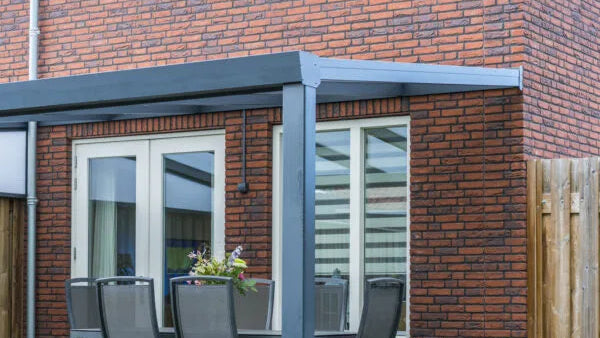 Deponti Giallo Aluminium Veranda — Sleek Strength, Timeless Design