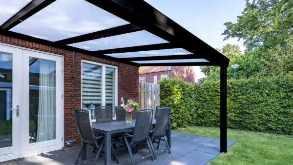 Deponti Giallo Aluminium Veranda — Sleek Strength, Timeless Design