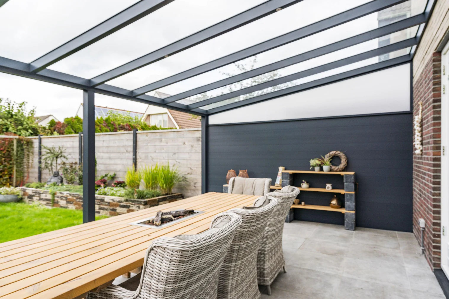 Deponti Pigato Plus – Wide-Span Glass Roof Veranda