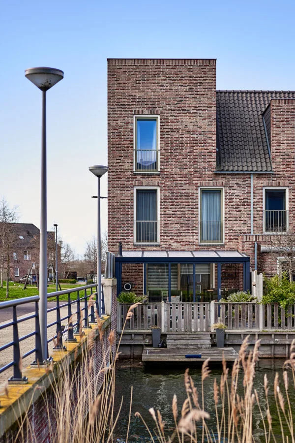 Deponti Giallo Aluminium Veranda — Sleek Strength, Timeless Design