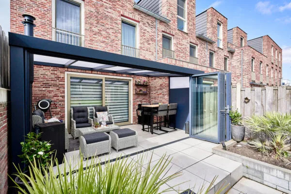 Deponti Giallo Aluminium Veranda — Sleek Strength, Timeless Design