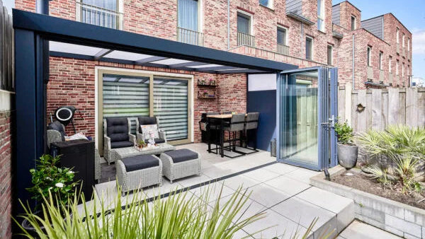 Deponti Giallo Aluminium Veranda — Sleek Strength, Timeless Design
