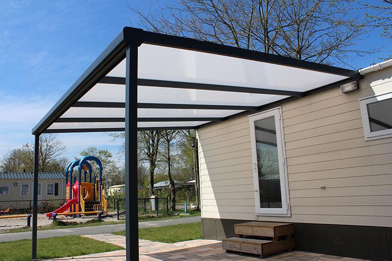 Deponti Nebbiolo Veranda – Elegant Aluminium Shelter for Every Season