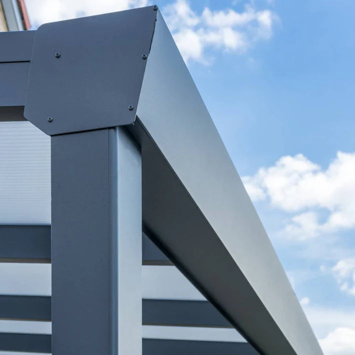 Deponti Giallo Aluminium Veranda — Sleek Strength, Timeless Design