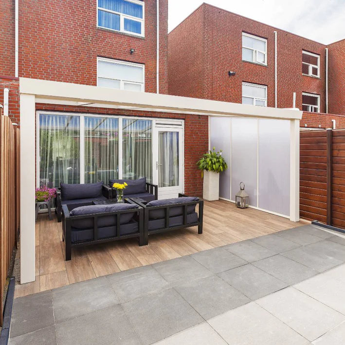 Deponti Giallo Aluminium Veranda — Sleek Strength, Timeless Design