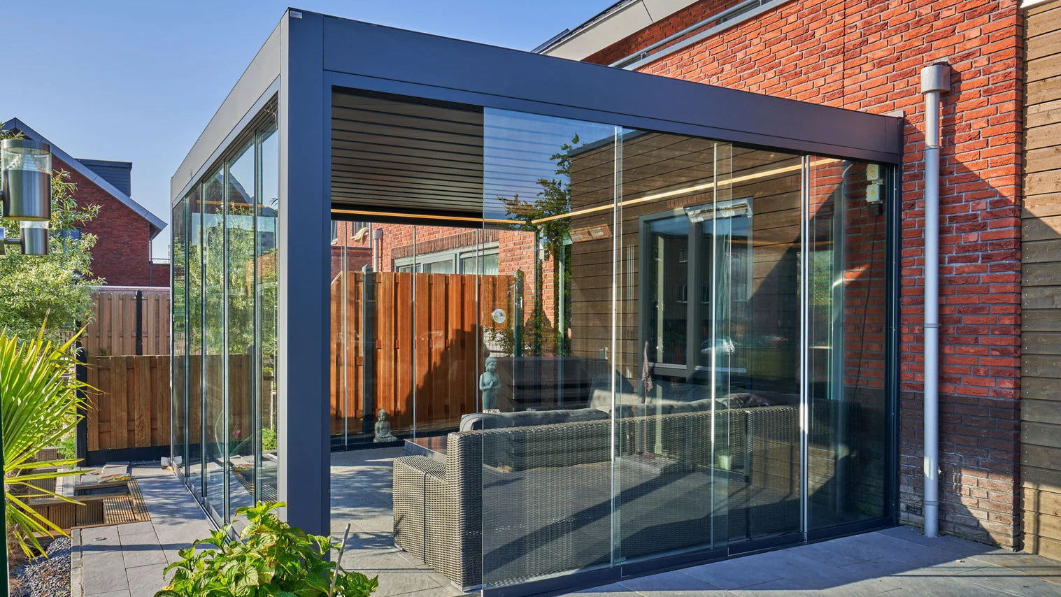 Deponti Pinela Deluxe Plus – Flexible, Powerful, and Stylish Outdoor Living