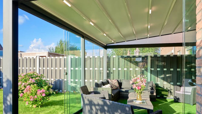 Deponti Verdeca Aluminium Pergola with Motorised Retractable Roof