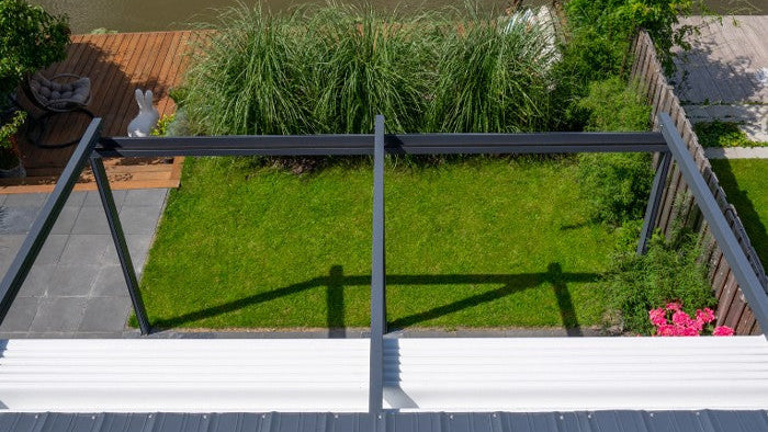 Deponti Verdeca Aluminium Pergola with Motorised Retractable Roof