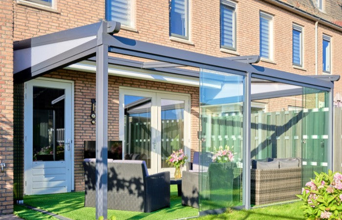 Deponti Verdeca Aluminium Pergola with Motorised Retractable Roof