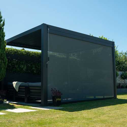 Nova Titan Pergola Pull-Down Privacy Screen