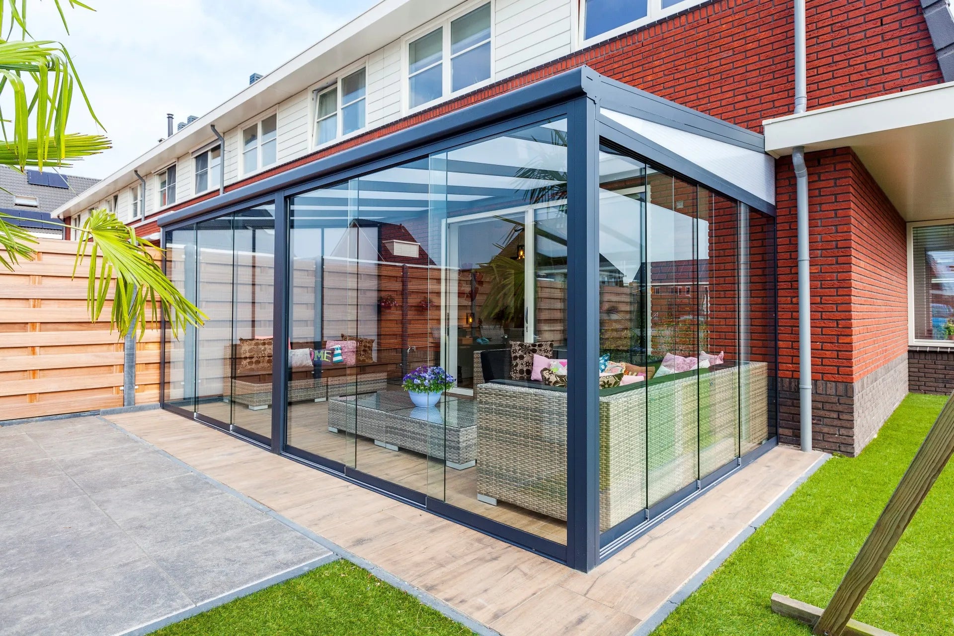 Deponti Nebbiolo Veranda – Elegant Aluminium Shelter for Every Season