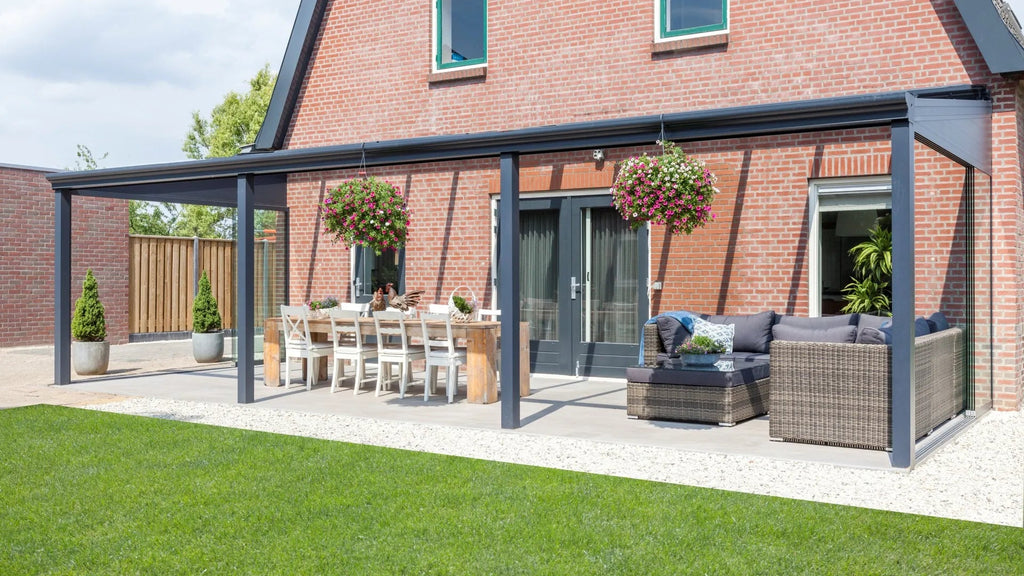 Deponti Pigato – Luxury Glass-Roof Veranda
