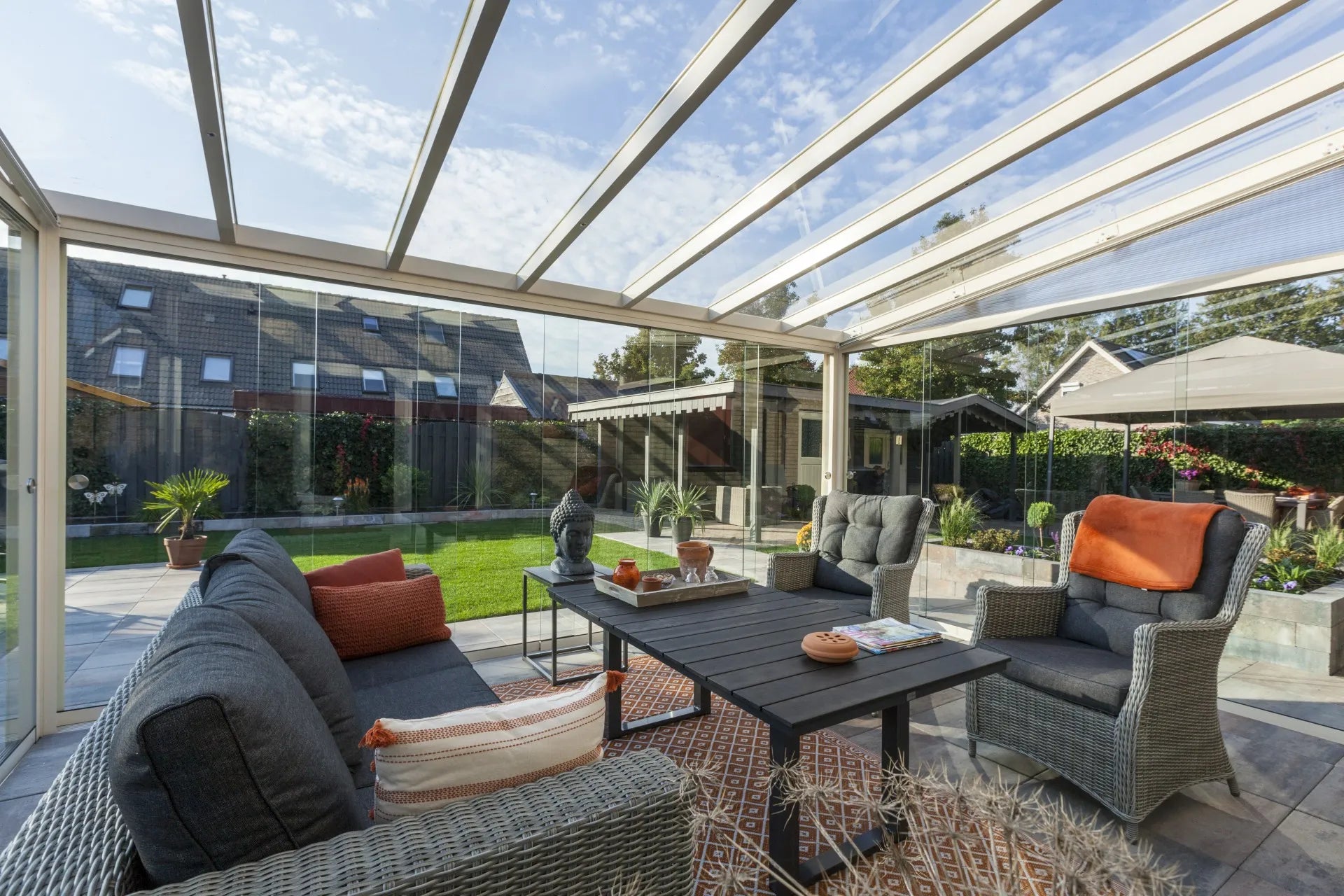 Deponti Pigato Plus – Wide-Span Glass Roof Veranda
