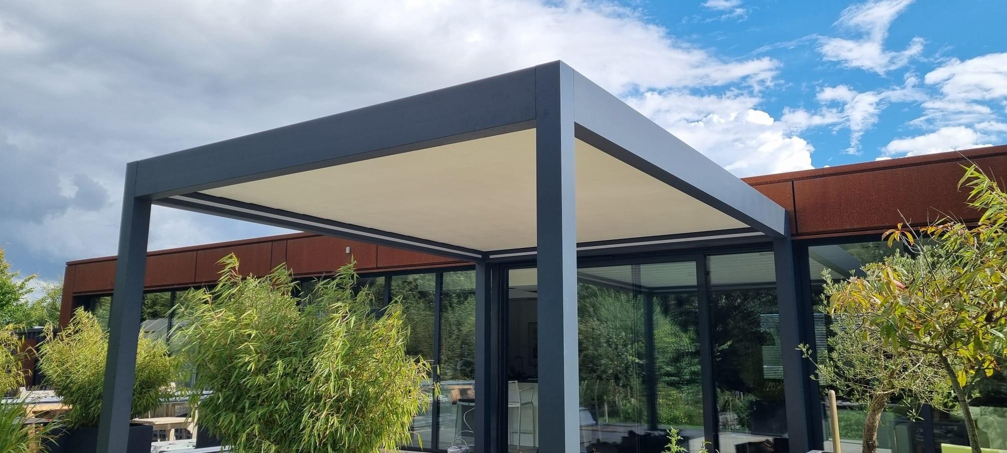 Deponti Pinela Deluxe – Aluminium Louvered Roof
