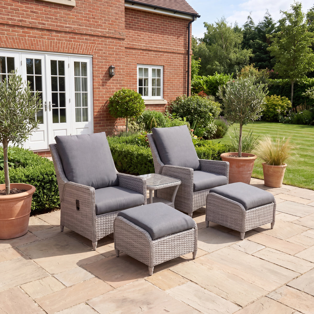 Nova Magnus 5pc Lounge Set with 0.5m Square Side Table, N27216