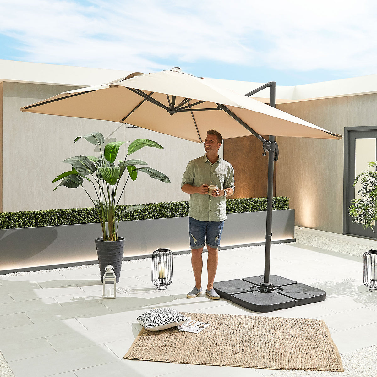 Nova Solis Cantilever Parasol, 2.5m Square, Beige, N17661