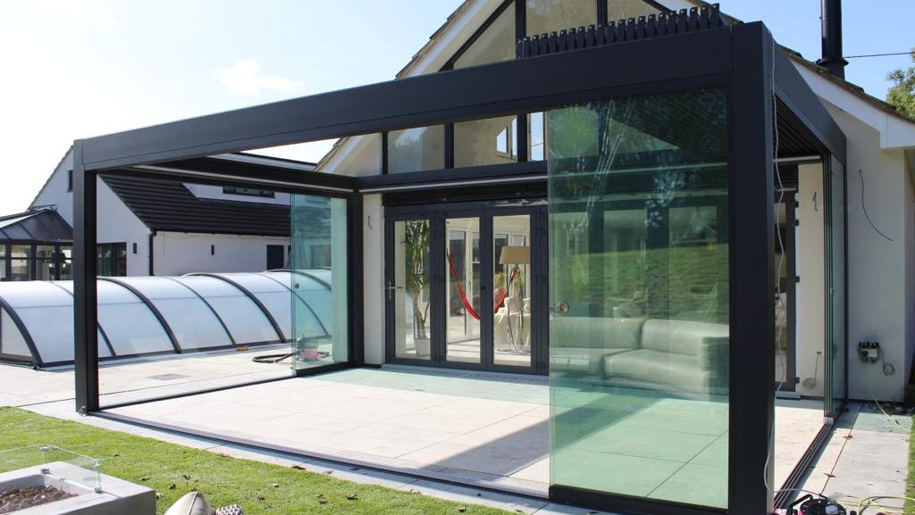 Deponti Pinela Deluxe Plus – Flexible, Powerful, and Stylish Outdoor Living