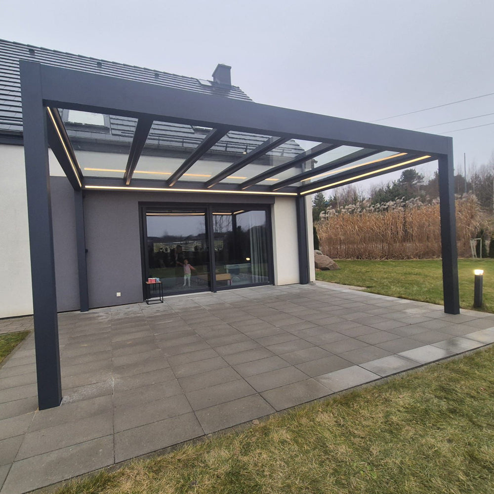 Deponti Pinela Glass Pergola – Luxurious Outdoor Living in Pure Glass