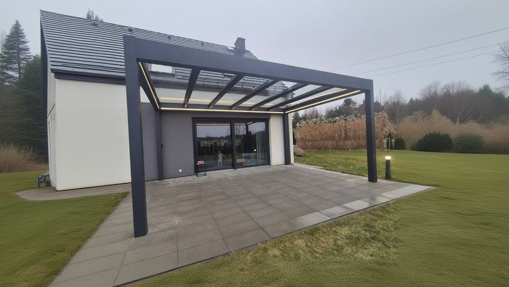 Deponti Pinela Glass Pergola – Luxurious Outdoor Living in Pure Glass