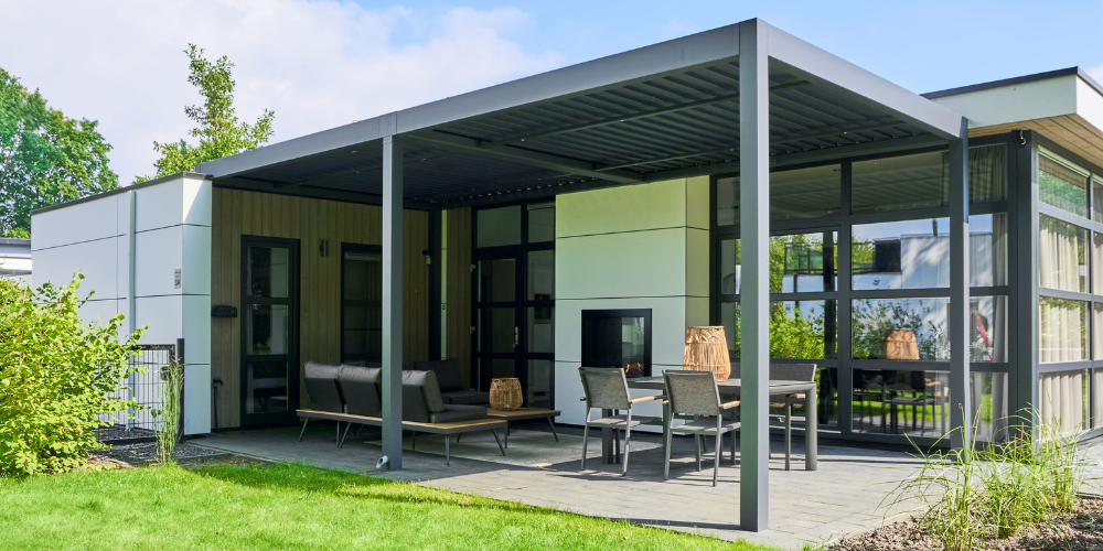 Deponti Pinela Aluminium Louvered Roof Pergola – Smart Tilting Louvers, Year-Round Comfort